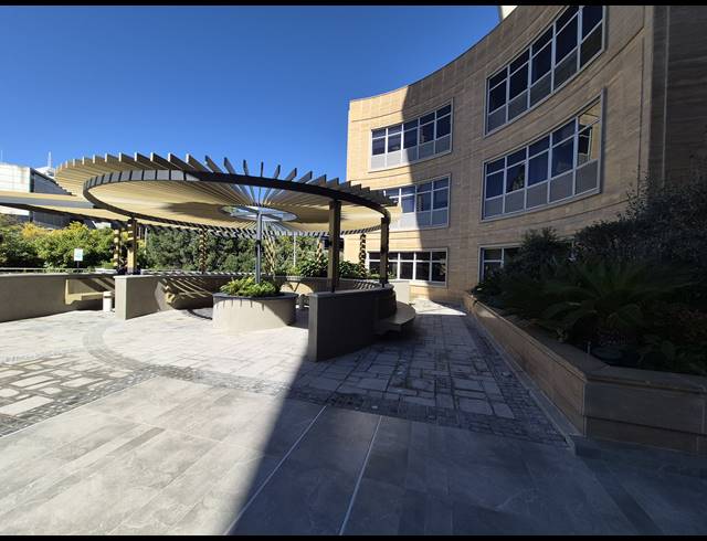 100M² OFFICE TO LET IN SANDTON CENTRAL
